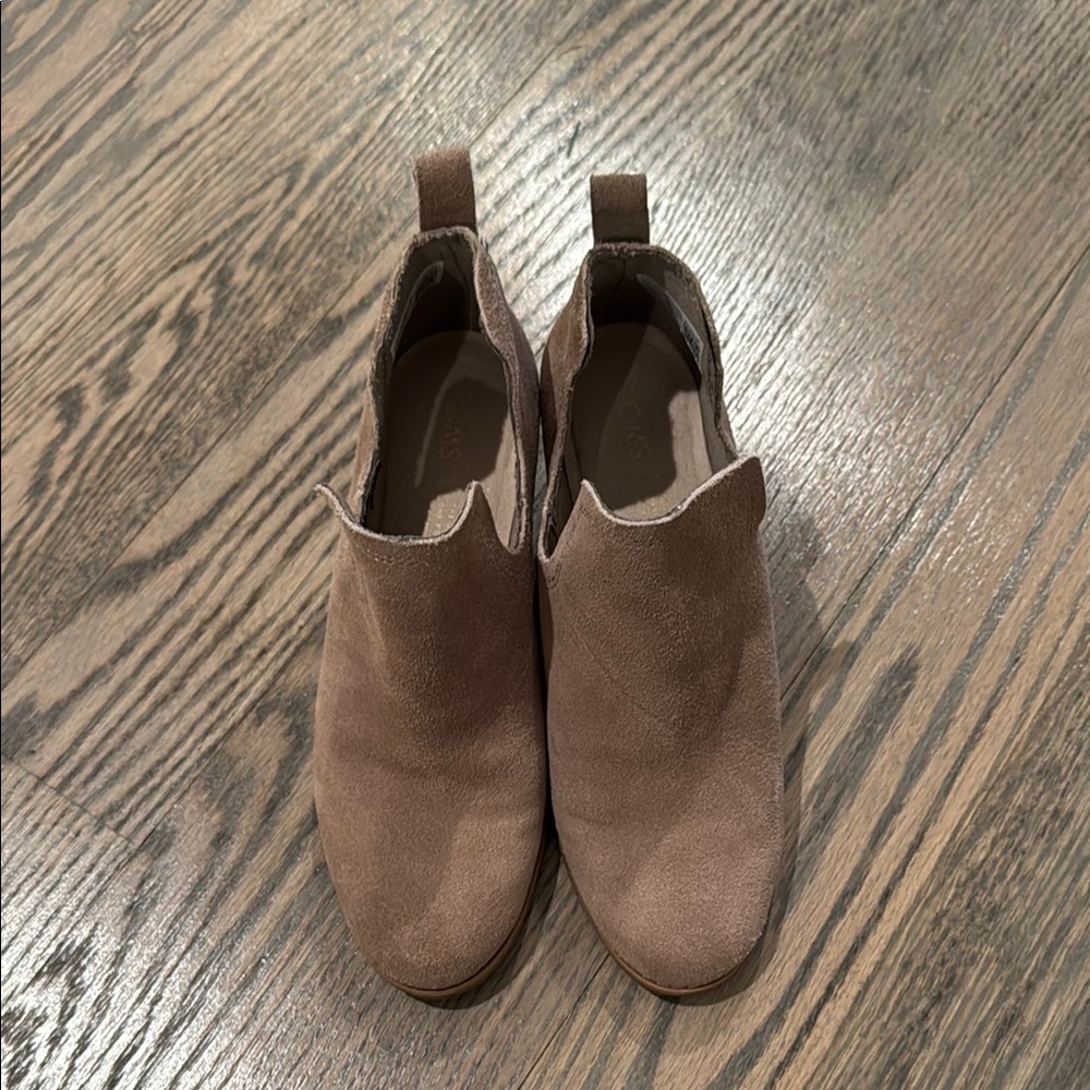 Toms Suede Ankle Boots in Taupe